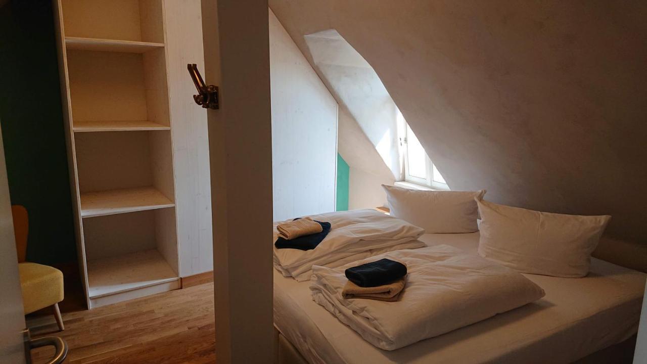 "Goethezimmer" - Auf Dem Dach Der Notenbank Weimar  Esterno foto